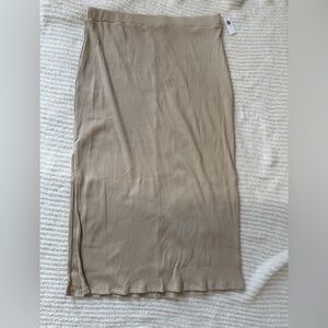 Old Navy womens ribbed skirt - NWT (XL)